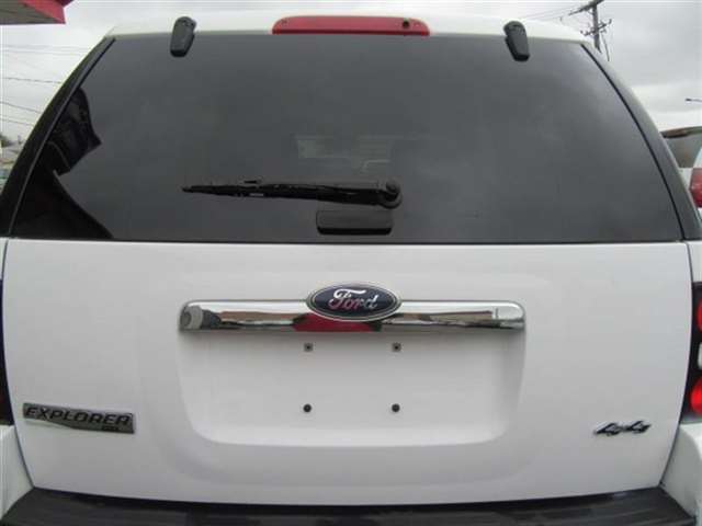 Ford Explorer 2010 photo 57